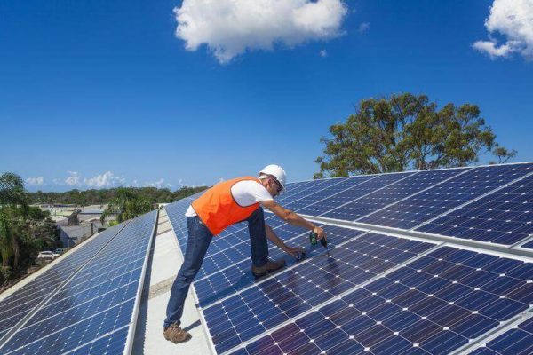 Bảo trì, bảo dưỡng pin mặt trời trong hệ thống điện mặt trời